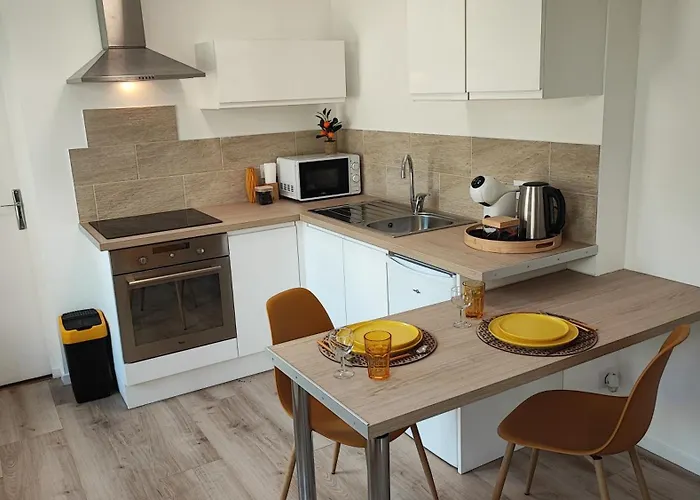 Cmg 3 Petit Bois Place Ducale Charleville-Mézières